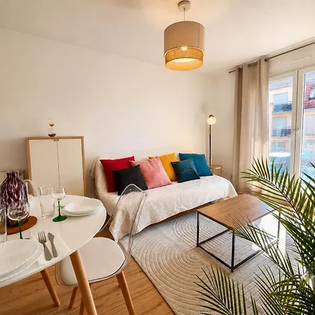 Le Clos Des Vignes - Balconies And Free Parking オベルネ